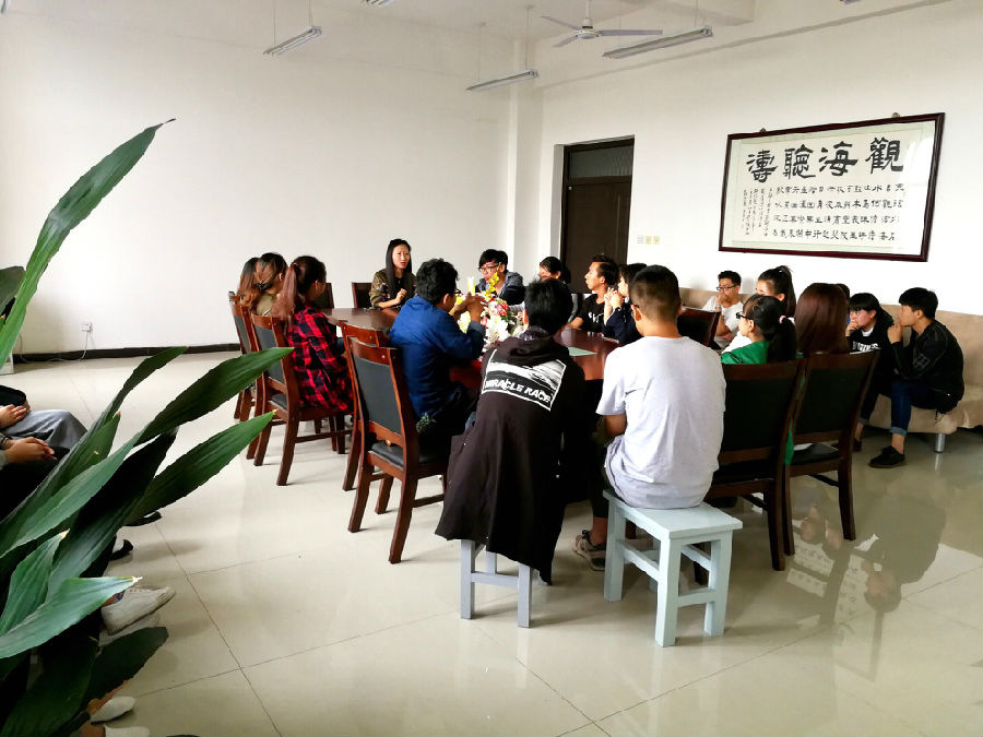团委员工会例会.JPG